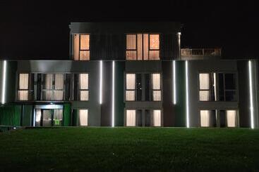 Joy 5 Hotel & Spa
