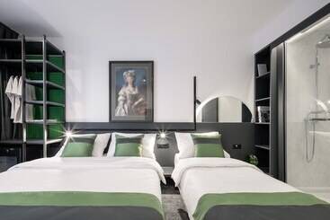 Joy 5 Hotel & Spa