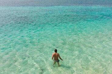 هتل Pelican Beach Resort South Water Caye