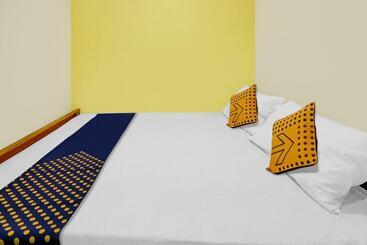 酒店 O V.n Boarding And Lodging