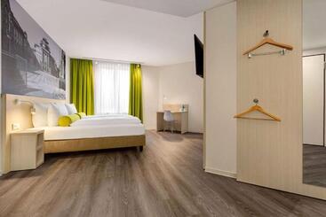 هتل Super 8 By Wyndham Chemnitz