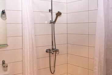 هتل Vila Swe Sar