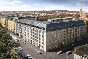 هتل Holiday Inn Express & Suites   Potsdam, An Ihg