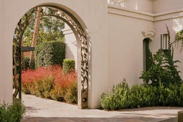 هتل Susana Balbo Winemaker´s House