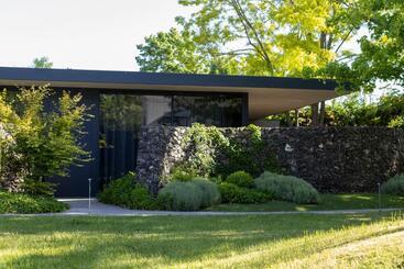 هتل Susana Balbo Winemaker´s House