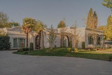 هتل Susana Balbo Winemaker´s House