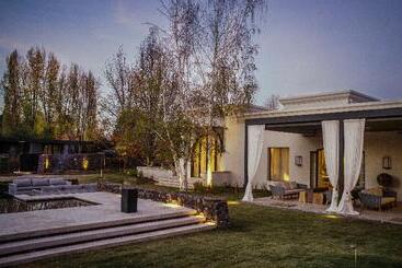 هتل Susana Balbo Winemaker´s House