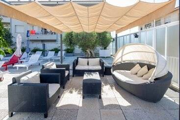 Apartamentos Centremar
