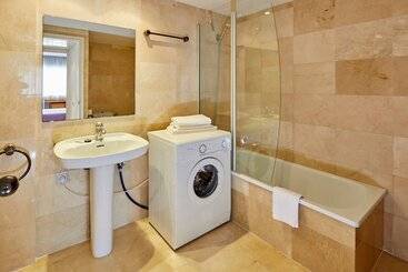 Apartamentos Centremar