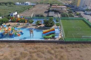 Camping Y Bungalows Monmar
