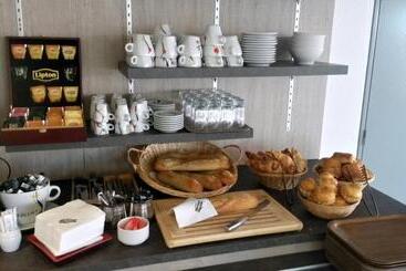 Brit Hotel Essentiel Tours Nord