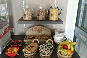 Brit Hotel Essentiel Tours Nord