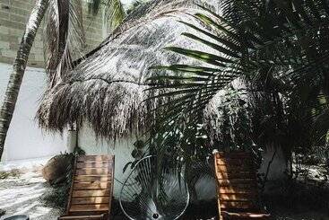 هتل Casa Barbara Holbox