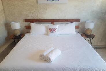 هتل Casa Chujuk By Spirit Group