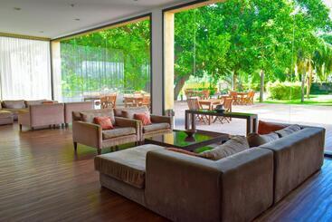 هتل Casino Catamarca