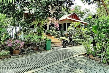 هتل Chaweng Bay View Resort