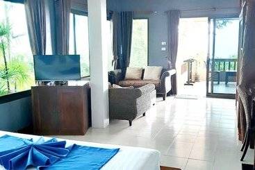 هتل Chaweng Bay View Resort