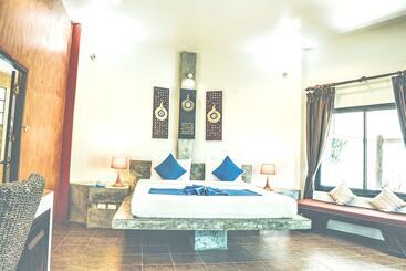 هتل Chaweng Bay View Resort
