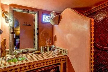 هتل Chez Le Pacha