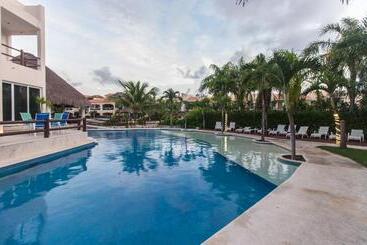 هتل Coral Maya Stay Suites