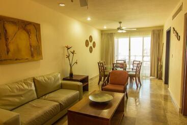 هتل Coral Maya Stay Suites
