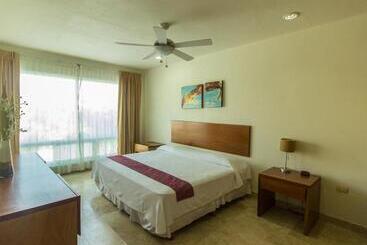 هتل Coral Maya Stay Suites