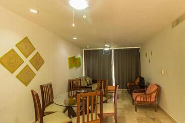 هتل Coral Maya Stay Suites