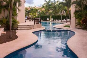 هتل Coral Maya Stay Suites