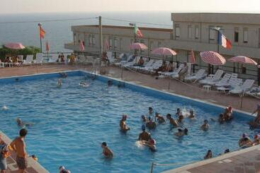 هتل Costa Makauda Residence