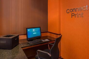 هتل Fairfield Inn & Suites Santa Maria