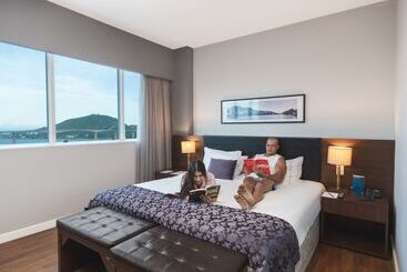 בית מלון כפרי Golden Tulip Porto Vitoria