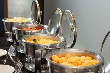 בית מלון כפרי Golden Tulip Porto Vitoria