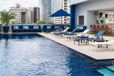 בית מלון כפרי Golden Tulip Porto Vitoria