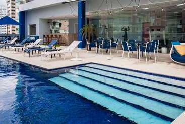 בית מלון כפרי Golden Tulip Porto Vitoria