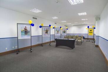 בית מלון כפרי Golden Tulip Porto Vitoria
