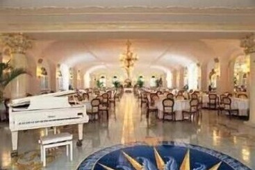 Grand Hotel La Sonrisa