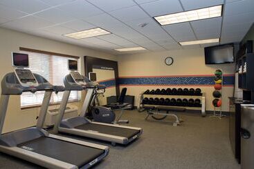 فندق Hampton Inn Anderson/ Alliance Business Park