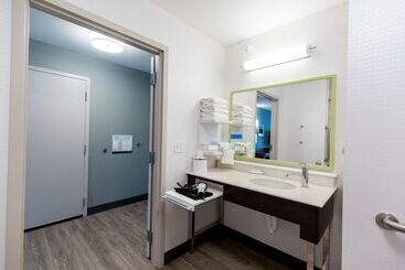 酒店 Hampton Inn Bismarck