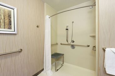 هتل Hampton Inn & Suites Houston/pasadena