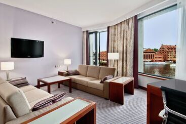 هتل Hilton Gdansk