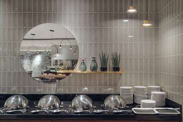 هتل Hilton Gdansk