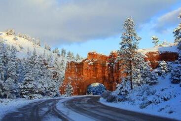 هتل Holiday Inn Express & Suites Kanab, An Ihg