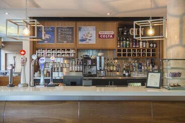 هتل Holiday Inn Express Sheffield City Centre By Ihg