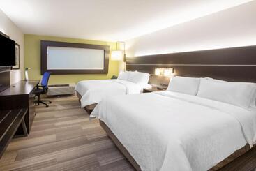 هتل Holiday Inn Express & Suites   Oklahoma City Airport, An Ihg
