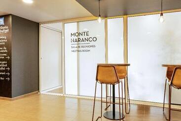 هتل Ibis Budget Oviedo