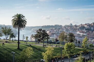 هتل Intercontinental Porto   Palacio Das Cardosas, An Ihg