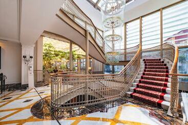 هتل Intercontinental Porto   Palacio Das Cardosas, An Ihg