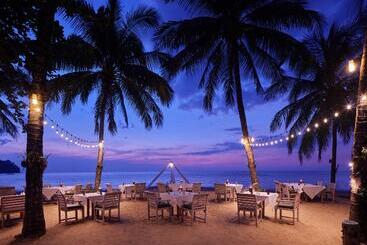 هتل Khaolak Paradise Resort