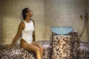 هتل La Rocca Resort & Spa