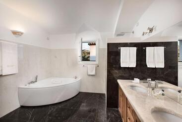 هتل La Rocca Resort & Spa